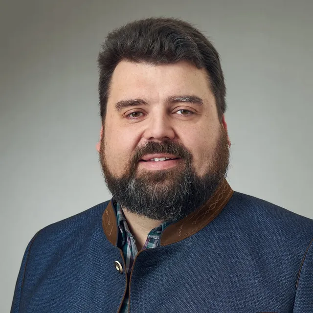Stefan Frank
